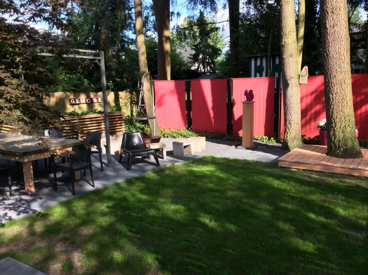 Three B'S Bed And Breakfast Berge  Экстерьер фото