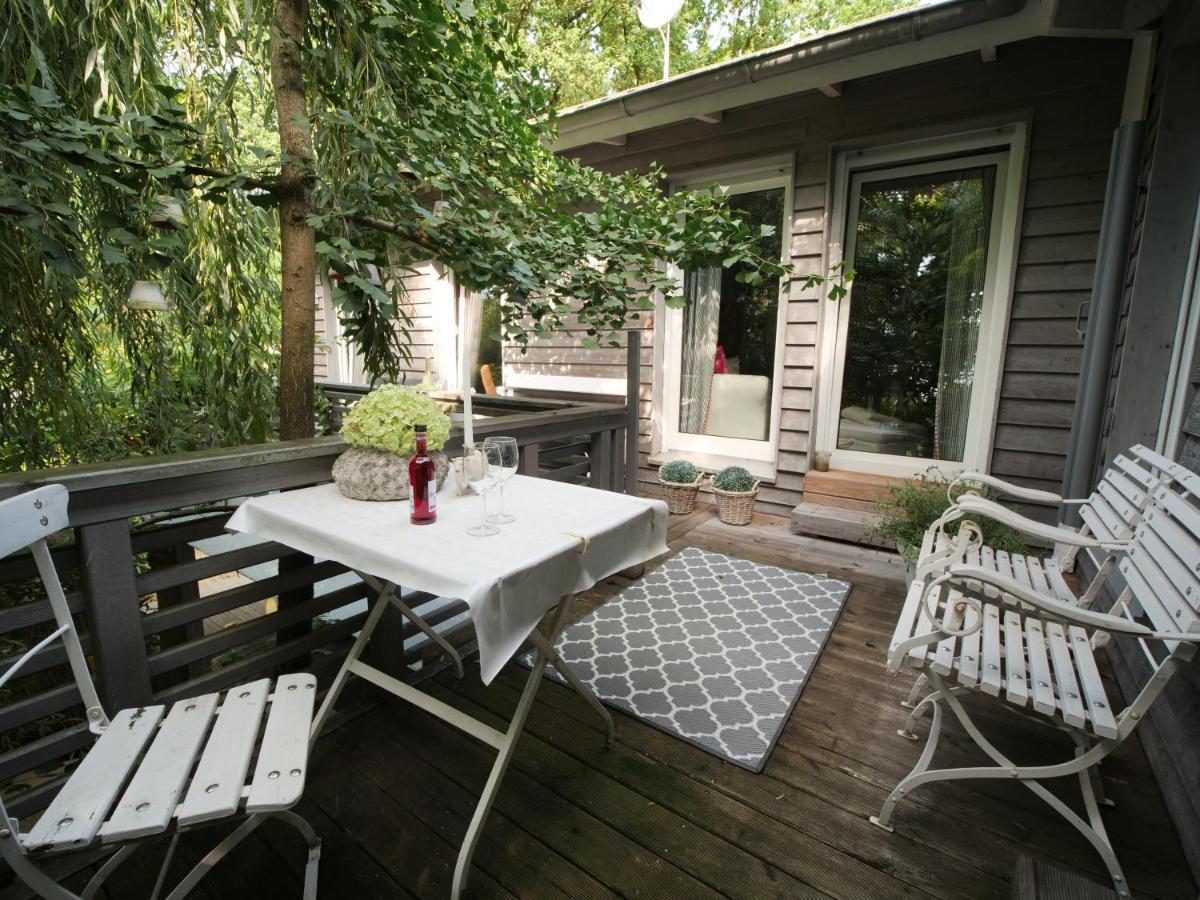 Three B'S Bed And Breakfast Berge  Экстерьер фото