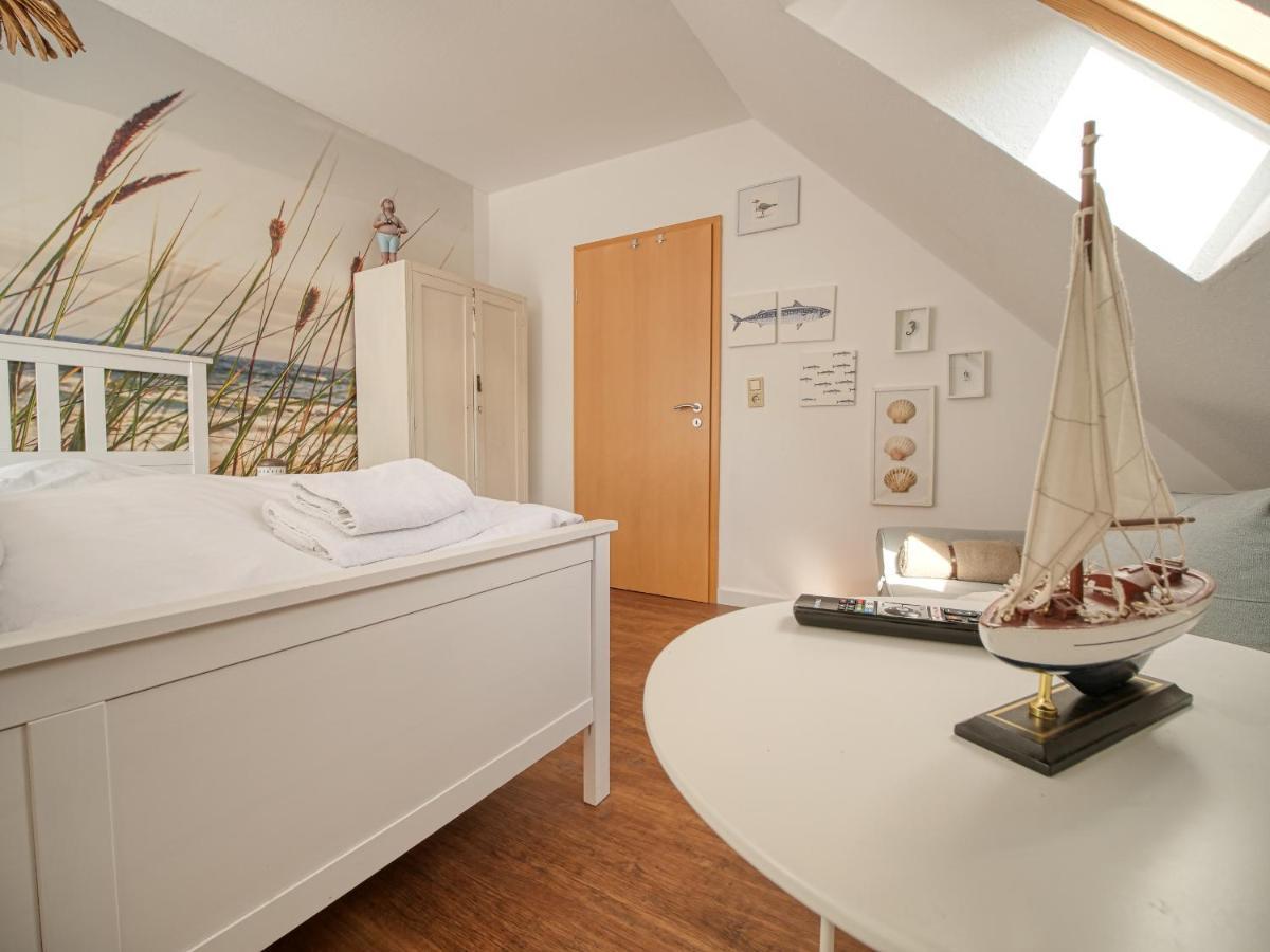 Three B'S Bed And Breakfast Berge  Экстерьер фото